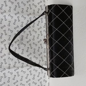 Shell Satin Stitch Purse